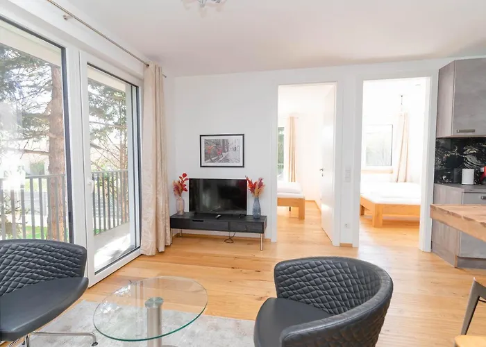 Luxurious With Big Balcony Near Center Apartment
